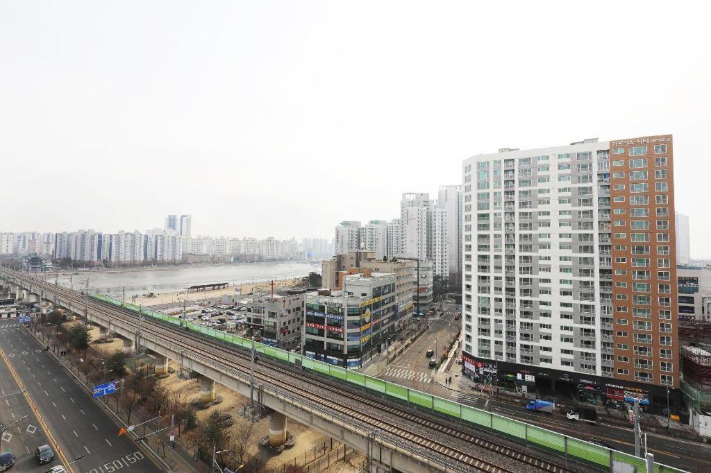 Business Design Hotel Luv Incheon Ngoại thất bức ảnh