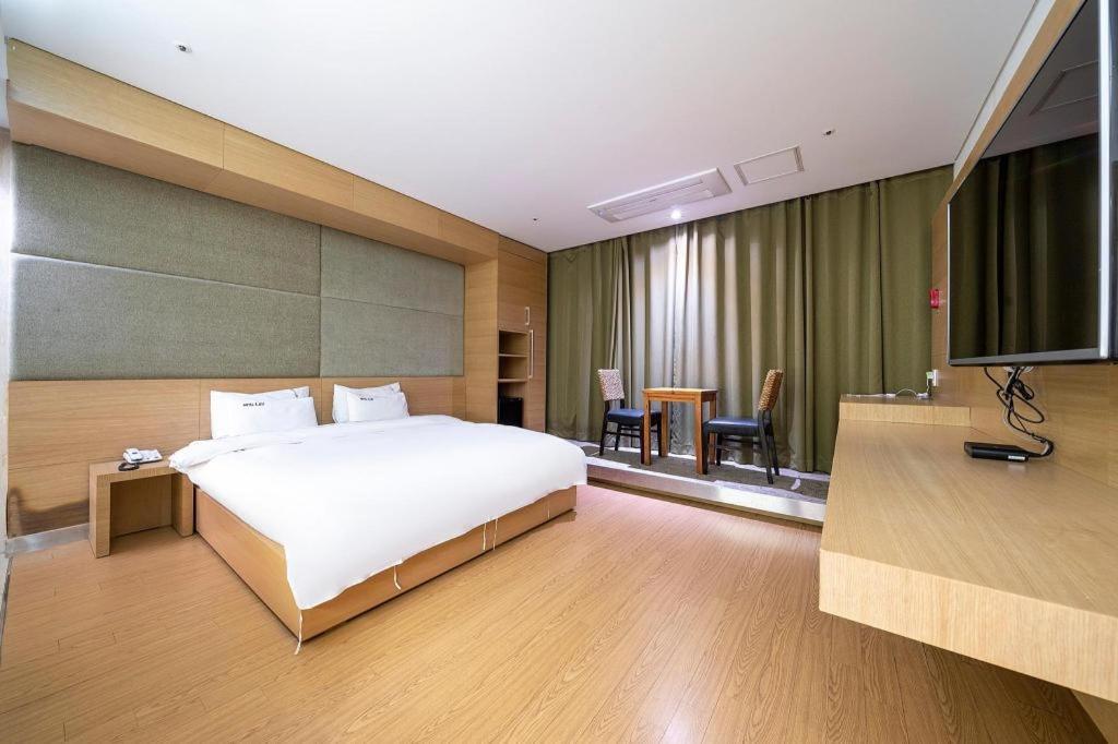 Business Design Hotel Luv Incheon Ngoại thất bức ảnh
