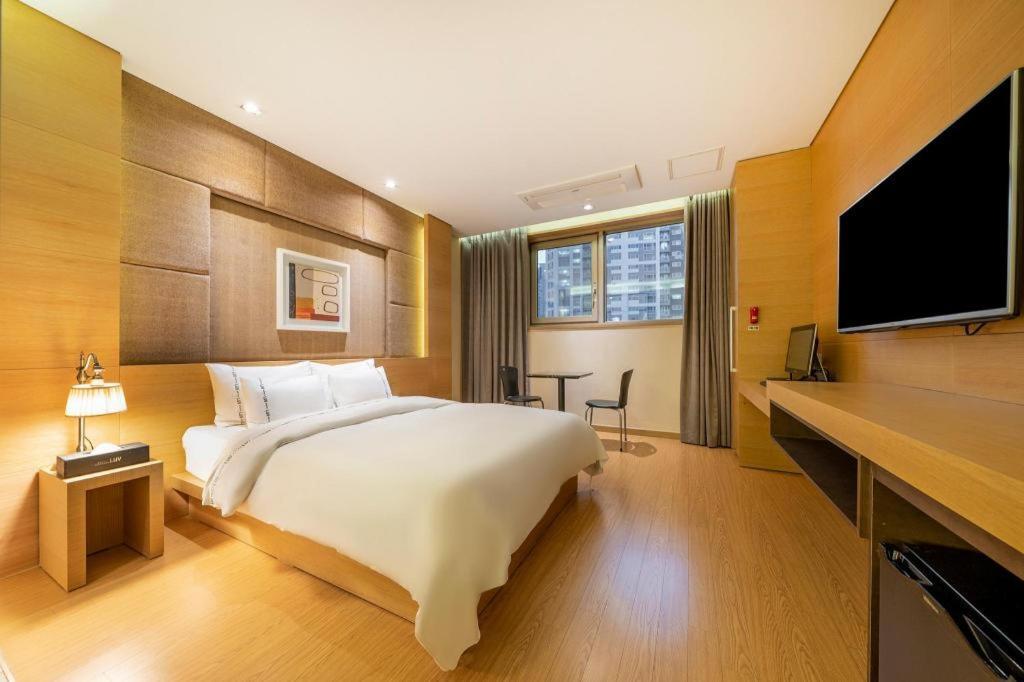 Business Design Hotel Luv Incheon Ngoại thất bức ảnh