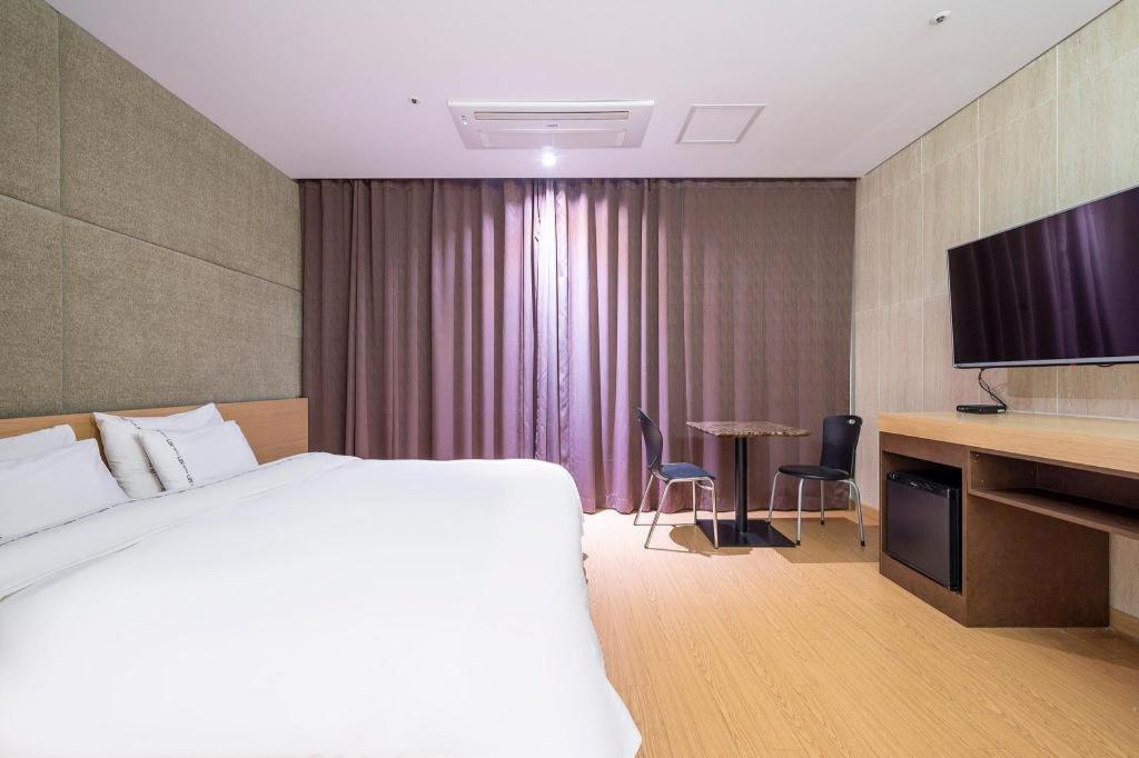 Business Design Hotel Luv Incheon Ngoại thất bức ảnh